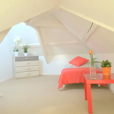 Villa Bourdet Orange *